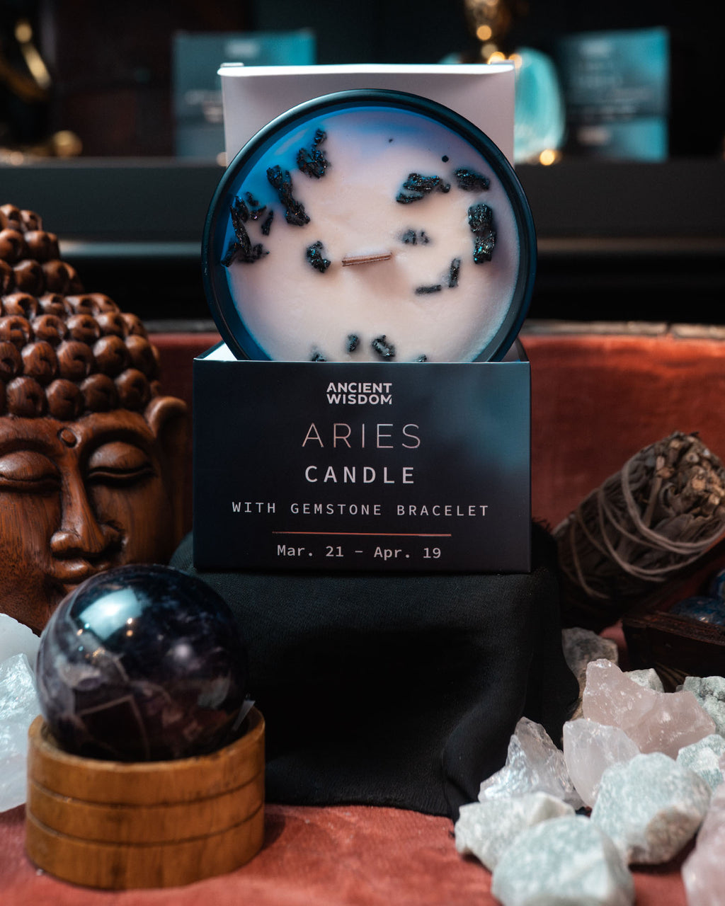 Lumânare cu Cristale și Brățară cu Pietre Prețioase pentru Zodia Berbec