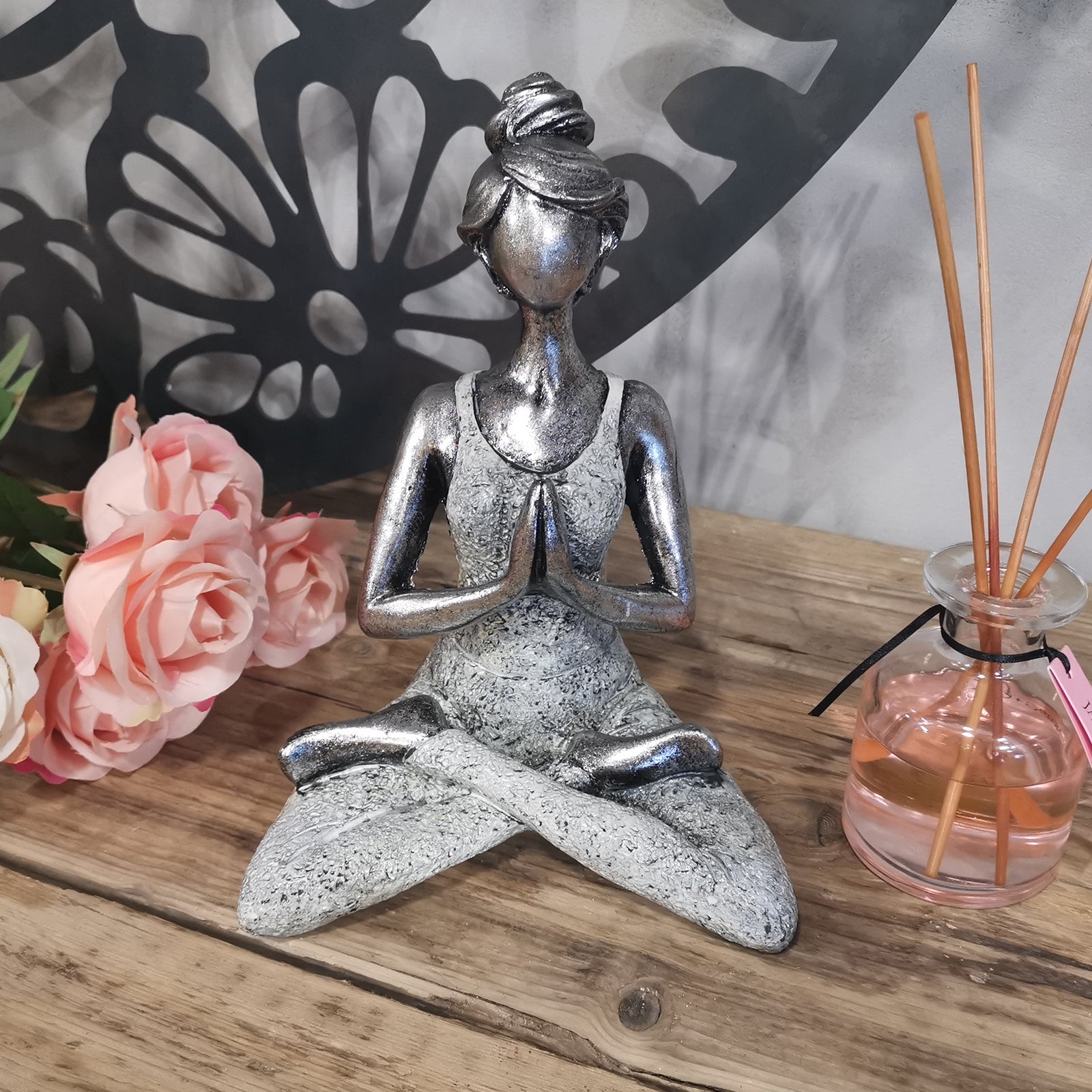 Statuie Yoga Lady - Argintiu - Alb 24cm