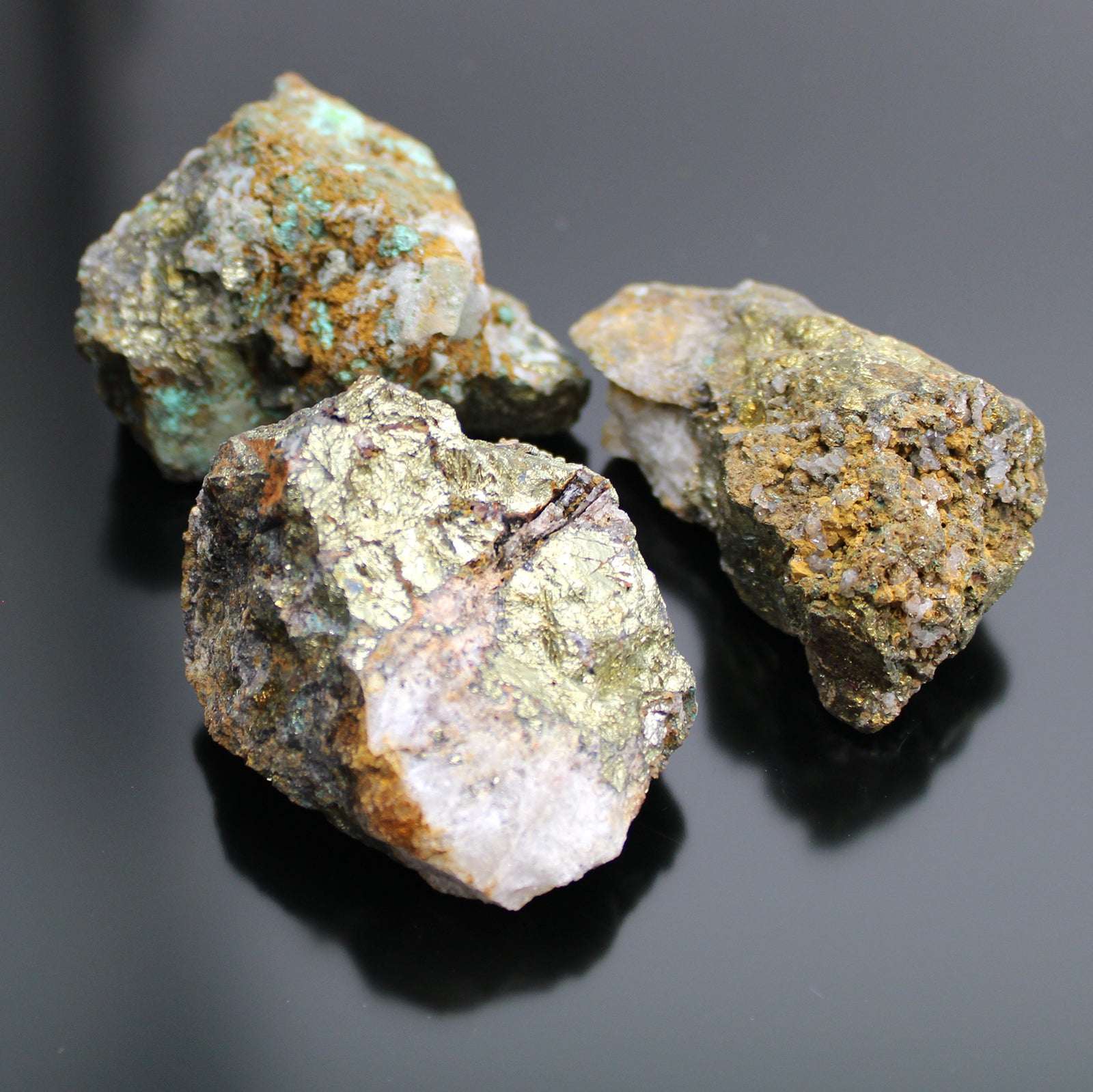 Mostre de Minerale - Calcopirită (aprox. 35-66bucăți)