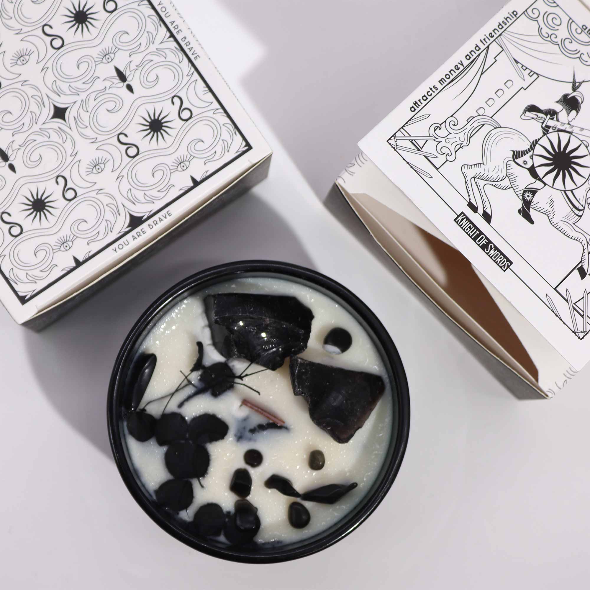 Hop Hare Lumânare cu Flori și Cristale - Cavalerul Săbiilor