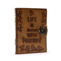 1x Agendă din Piele - Hârtie Simplă - „Viața este Mai Bună cu Prieteni” (18x13cm) - Tan deschis (46,41 RON)
