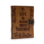 1x Agendă din Piele - Hârtie Simplă - „Viața este Mai Bună cu Prieteni” (18x13cm) - Tan deschis (46,41 RON)