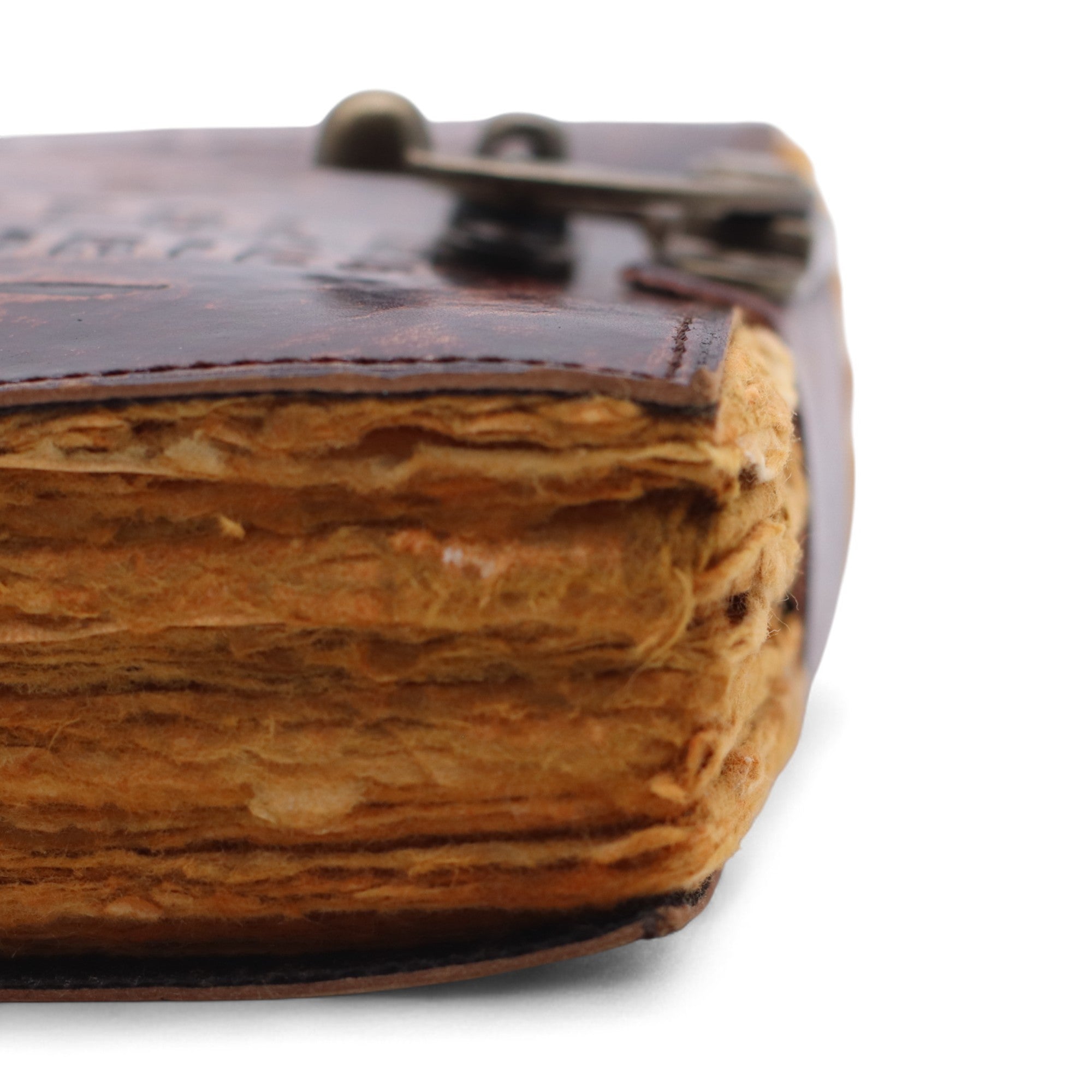 Agendă din Piele cu Margini Neregulate (10 cm) – The Book of Untold Stories