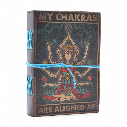 Agendă din Piele Tipărită (13 cm) – My Chakras Are Aligned AF – 200 pagini, foi simple