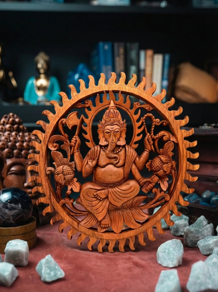 Panou Sculptat din Lemn – Ganesha