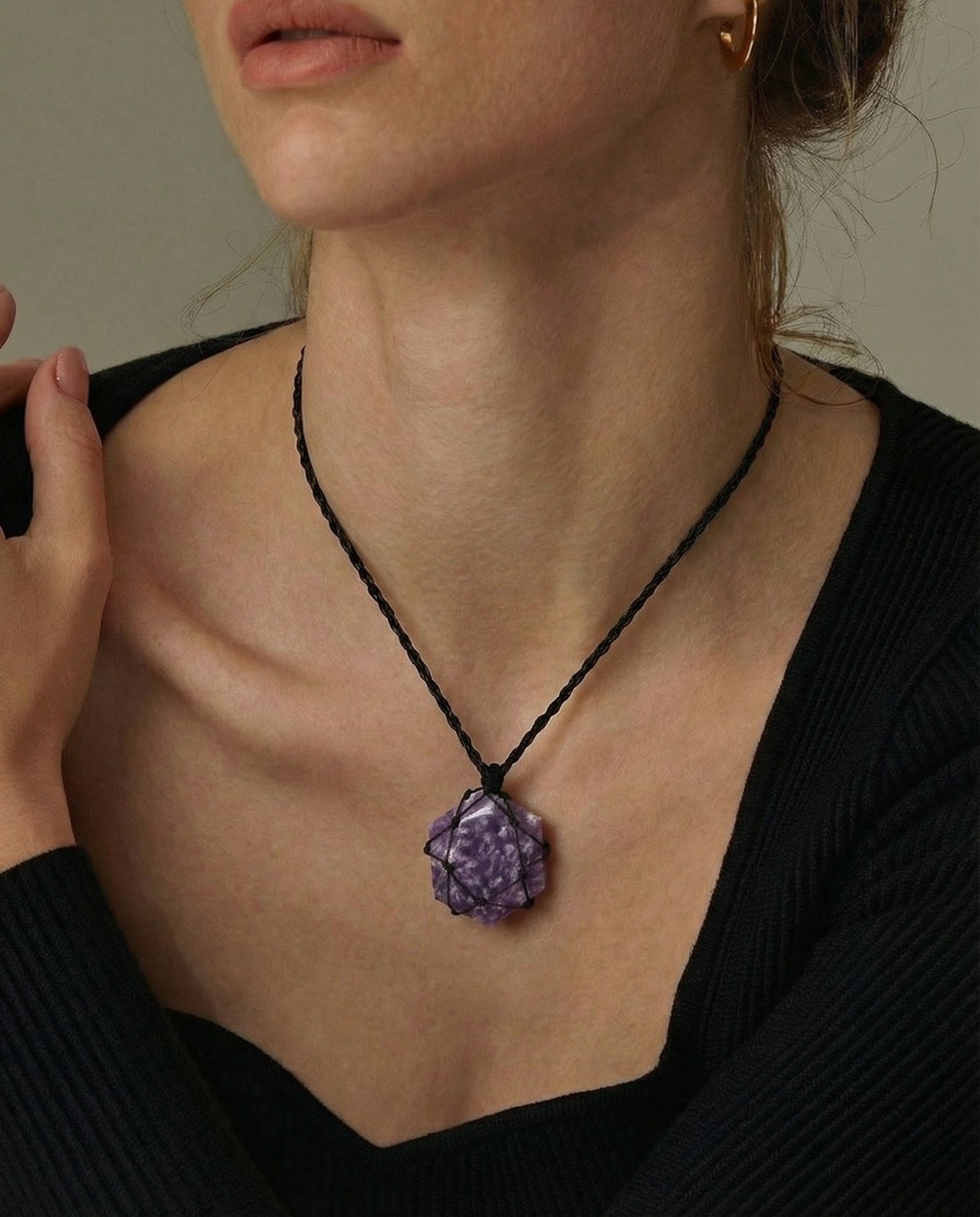 Pandantiv din Lepidolit Împletit