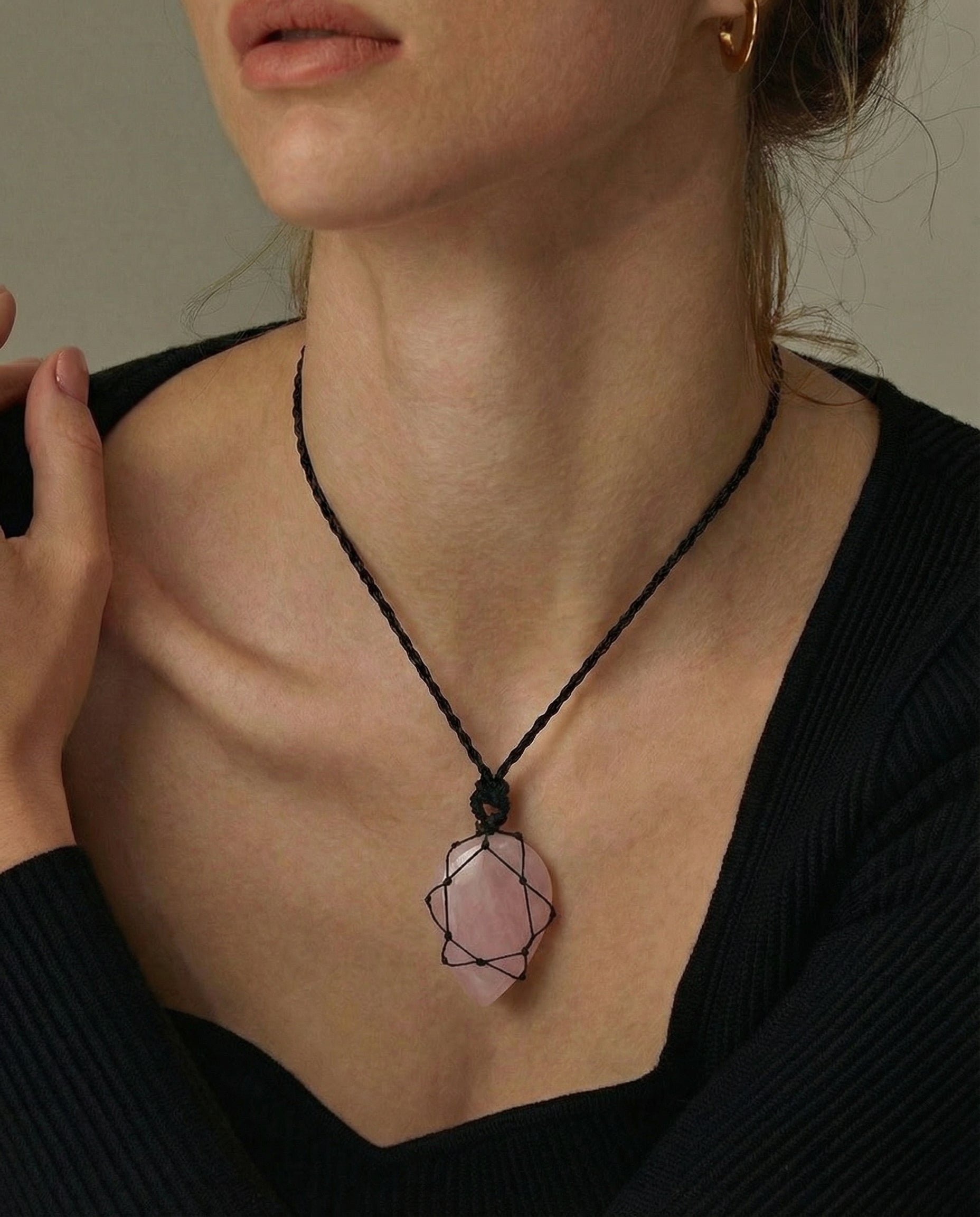 Pandantiv din Cuarț Roz Împletit