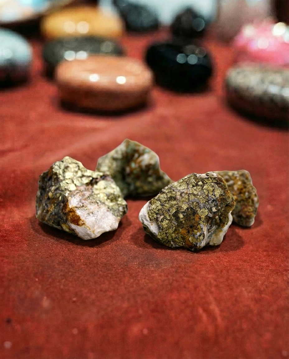 Cristal Brut – Calcopirită